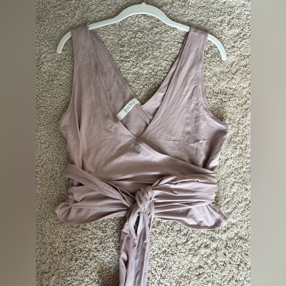 Lululemon wrap top